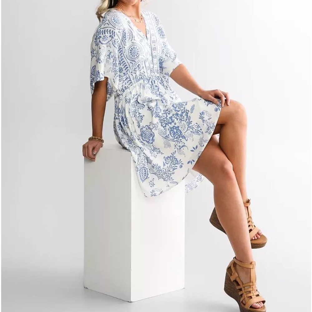 Buckle Blue and White Floral Dress NWT